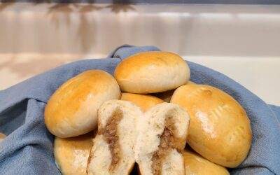 Pandecoco or Coco Bread