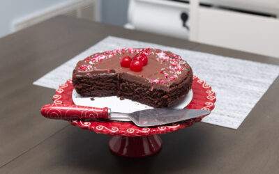 Valentines Chocolate Cake with Ganache