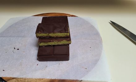 Vegan Dubai Pistachio Chocolate Bar