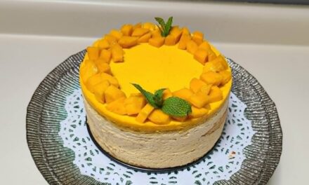 Mango Mouse Cake
